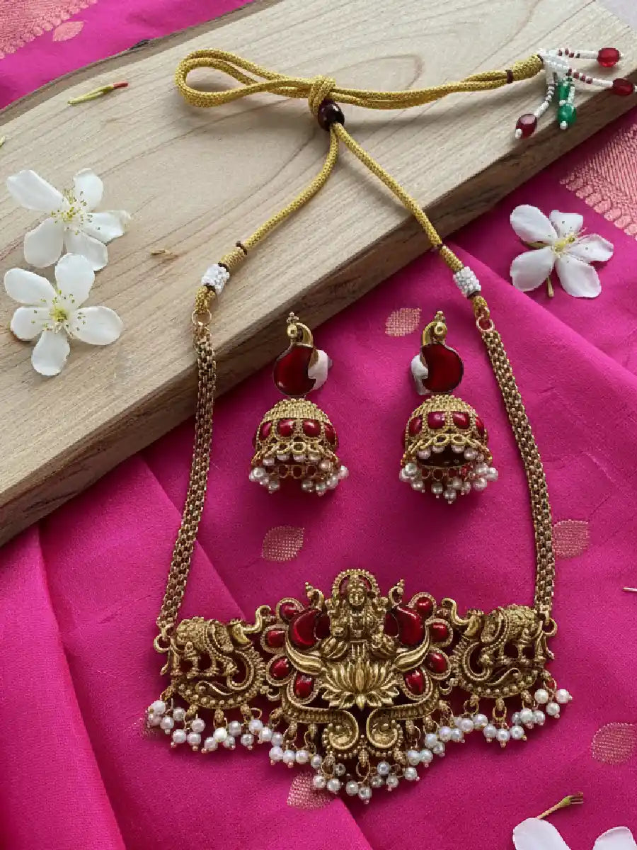 Antique Choker Set Main View
