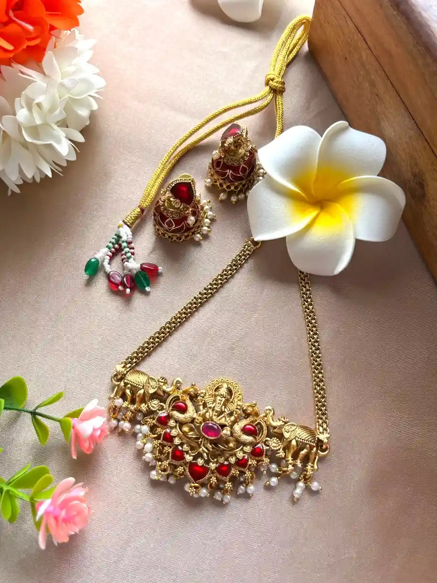 Ganesh Temple Choker Necklace Set Main View