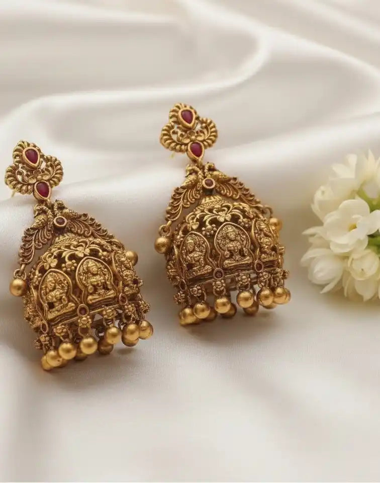 Maroon_Stone_Devi_Jumka Main View