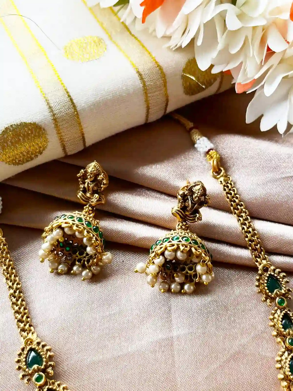 Tear Drop Devi Attigai Necklace Set  Earring Full View
