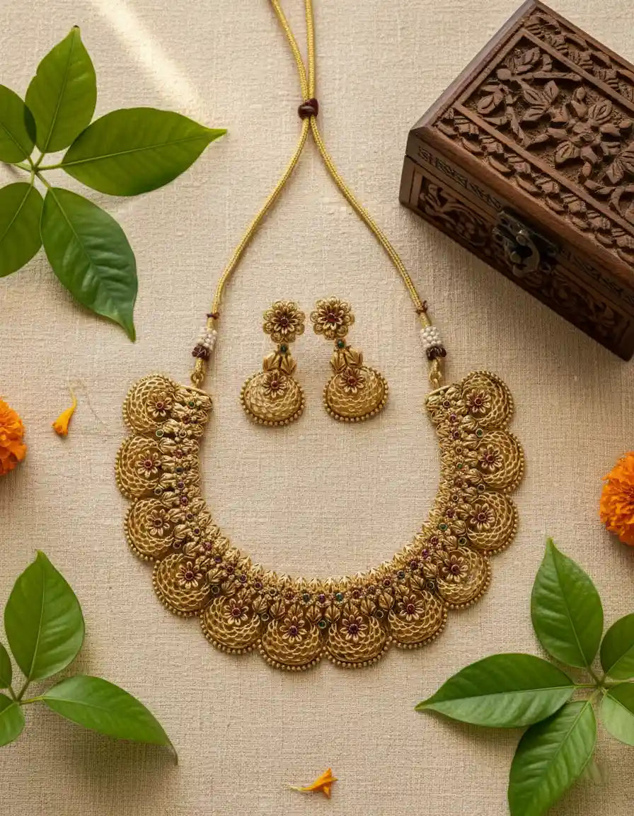 Peacock Regal Antique Set